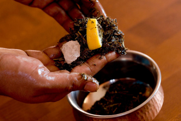 Shirolepam - ayurvedische Kräuterkopfpackung