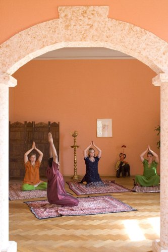 Yoga im Ayurveda Garden